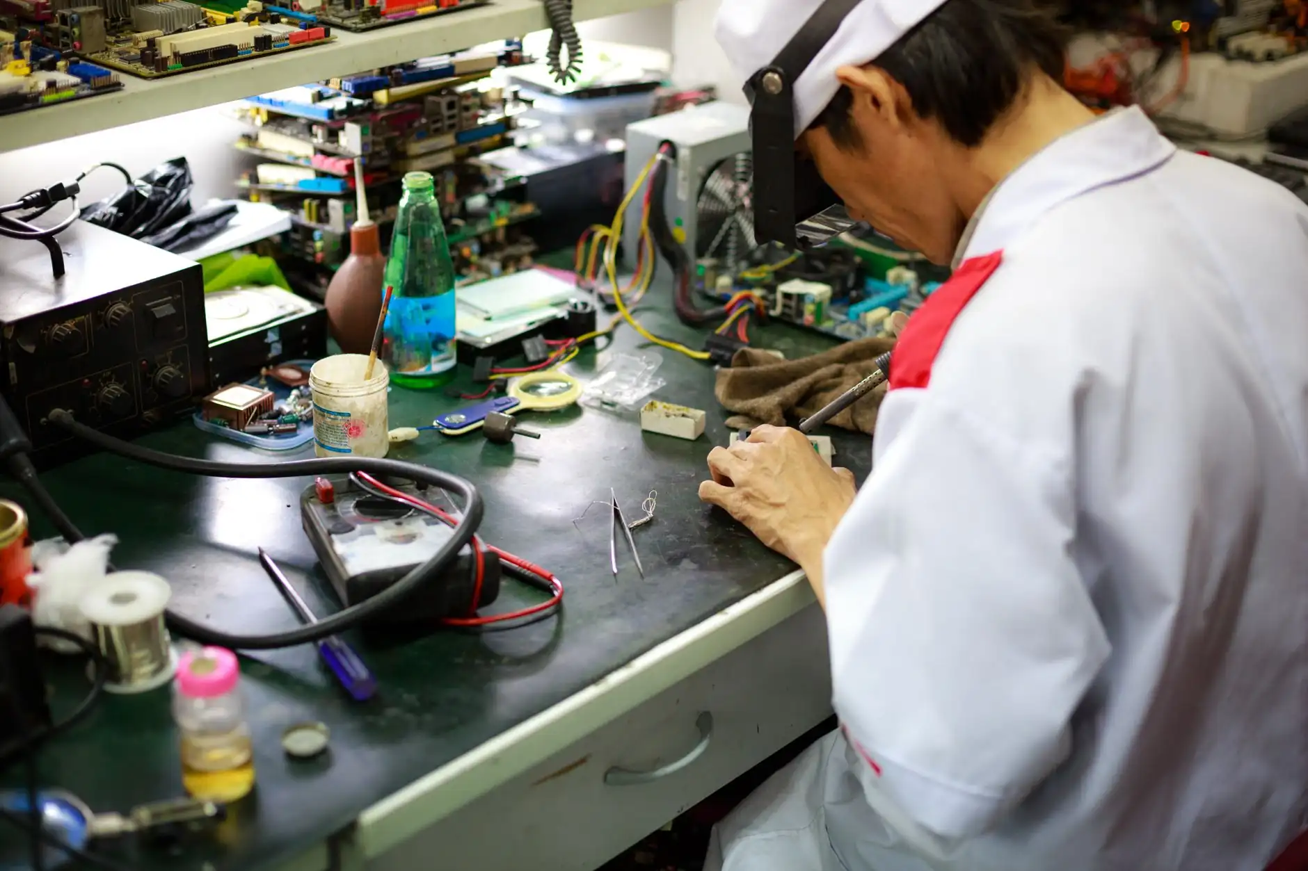 电路板与连接器选型指南：家电维修中的适配原则与常见误区正文配图 1